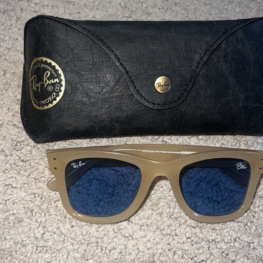 COPY - RayBan Wayfarer reverse sunglasses